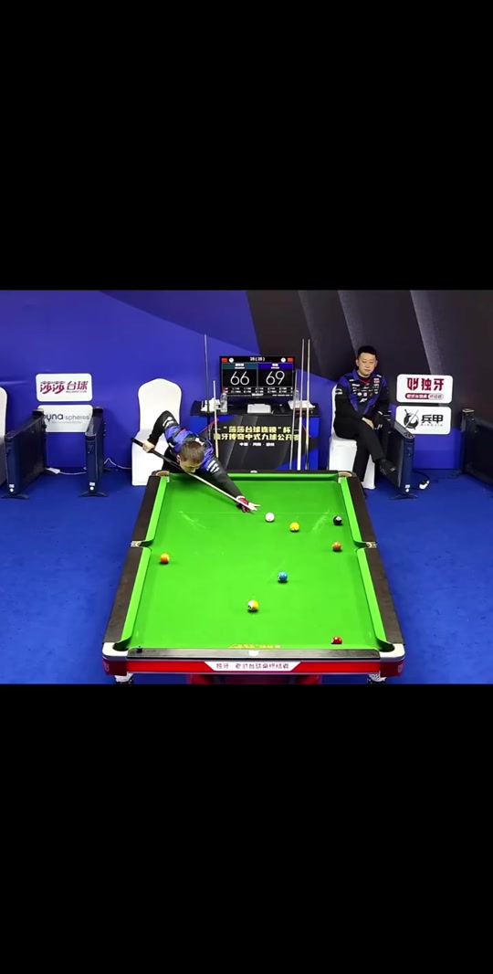 在报道中提 在报道中提