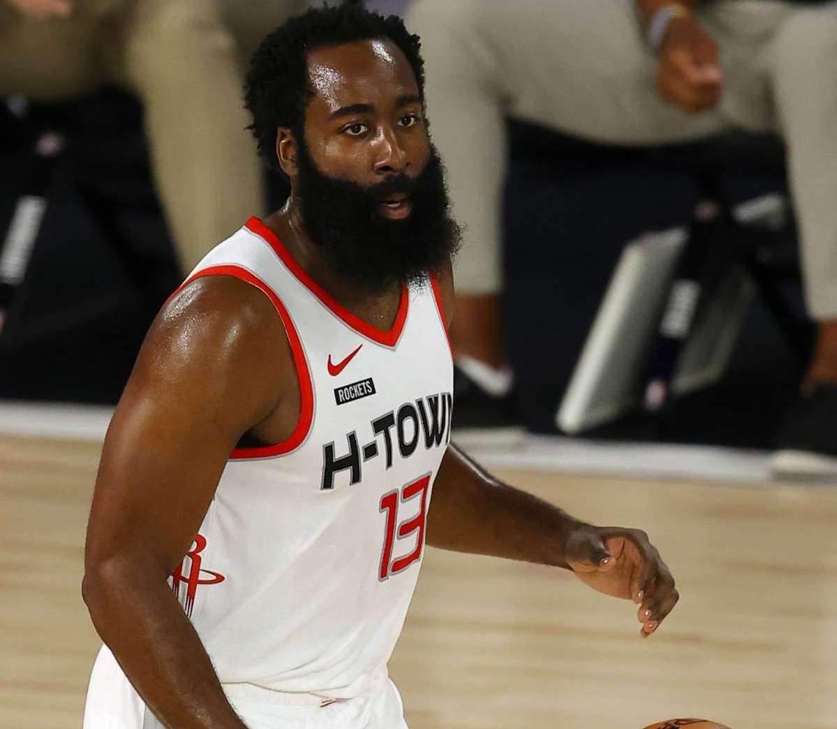 边前卫型球 边前卫型球