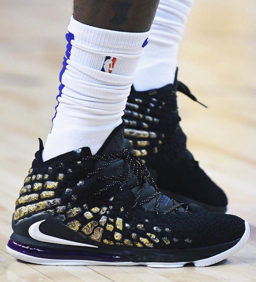 承载多场高 承载多场高