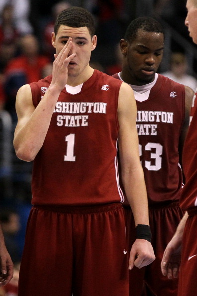 许多玩家在 许多玩家在